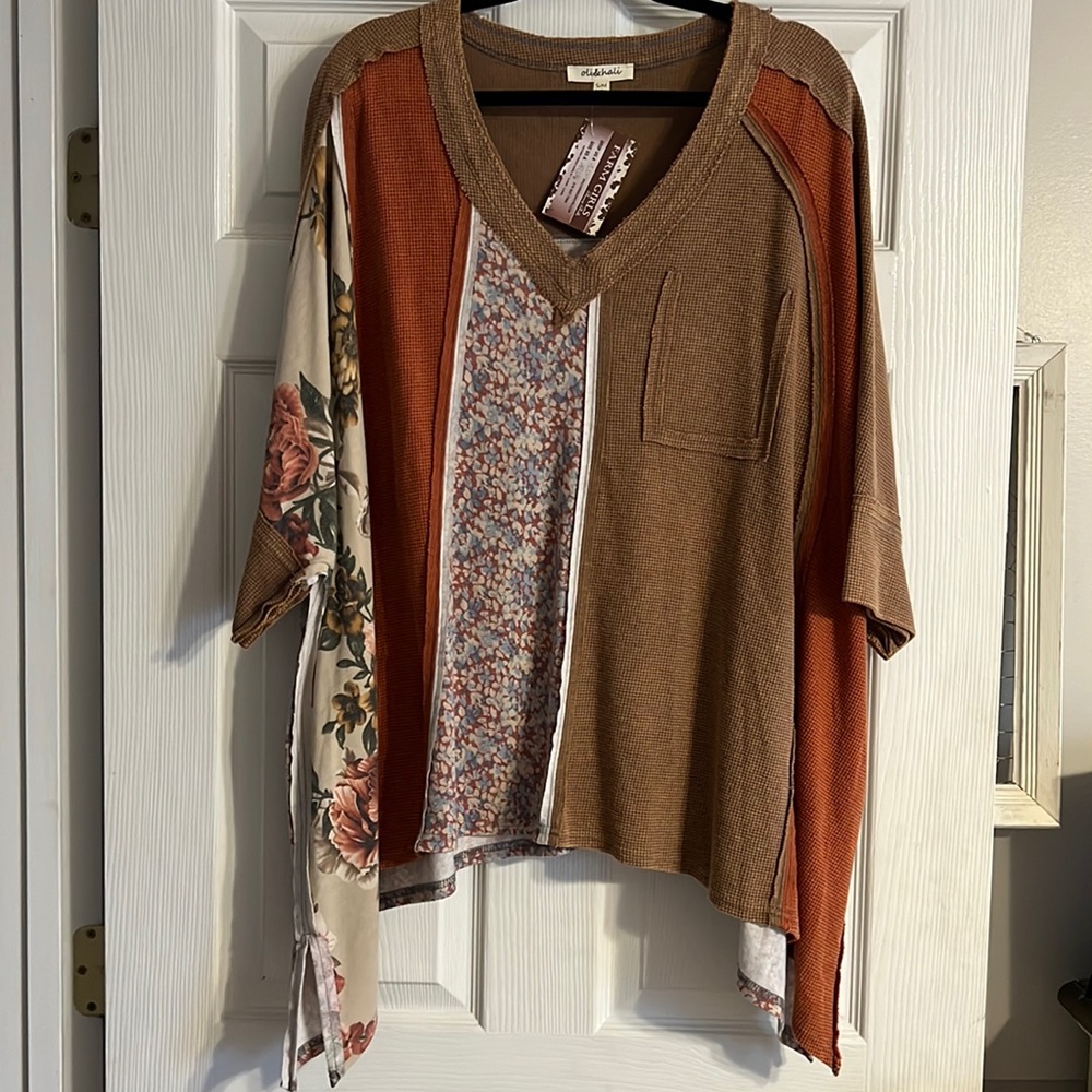 Oli & Hali oversized poncho top